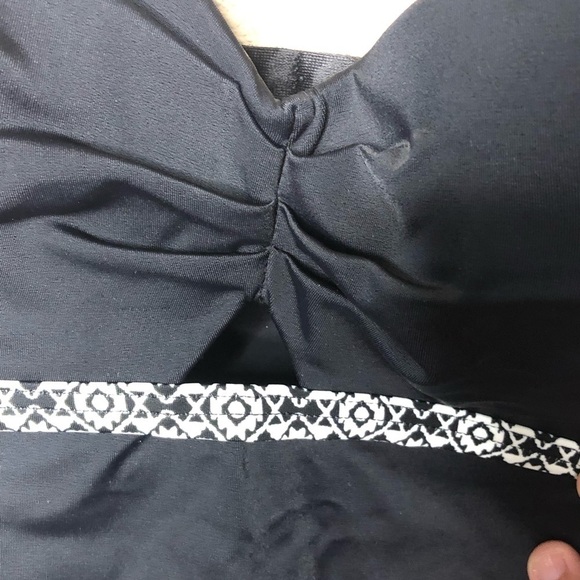 New Coco Rave Black Swim Top Women's Size M/L 34/36 C Cup - Picture 2 of 5